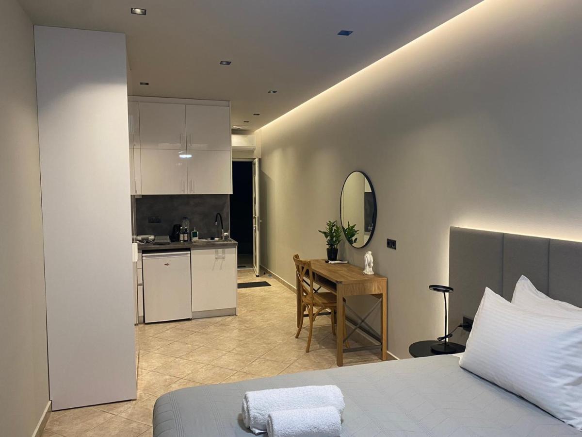 Houmas Apartments Yialos Bagian luar foto